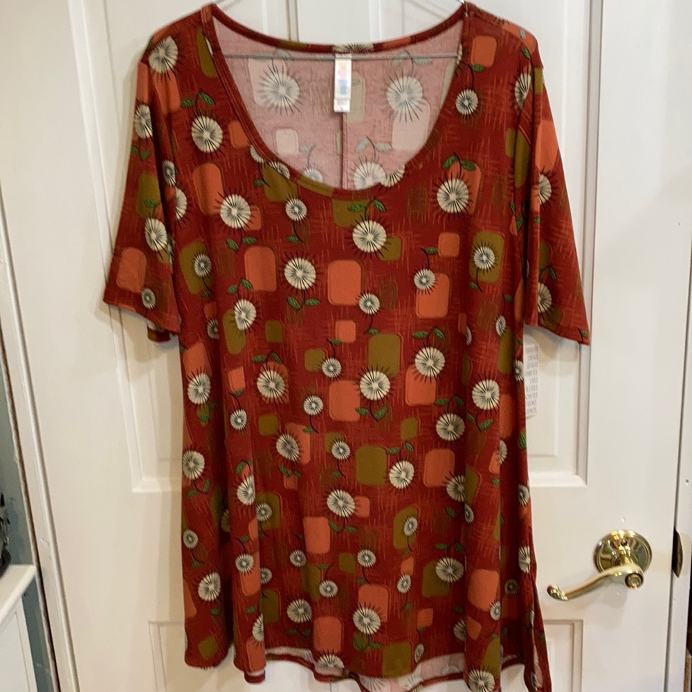 LuLaRoe Perfect T Top